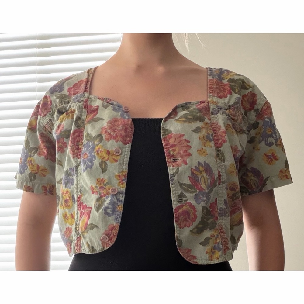 Floral Cropped Button Cardigan - Multicolor